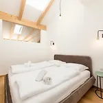 Cooper L Cooper Apartment *