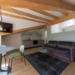 Apartment Cooper L Cooper *