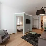 Cooper L Cooper Apartment *