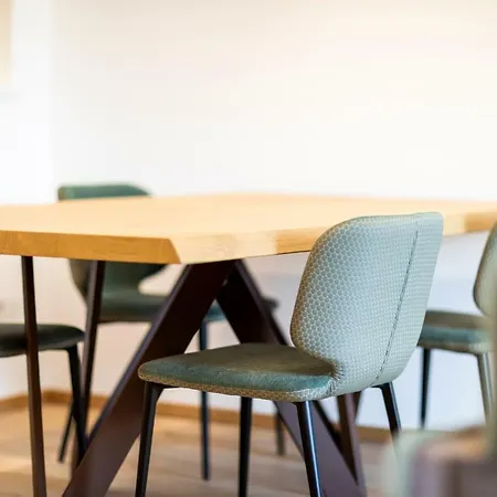 Cooper L Cooper 아파트 *