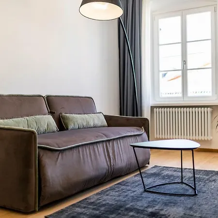 Cooper L Cooper Appartamento