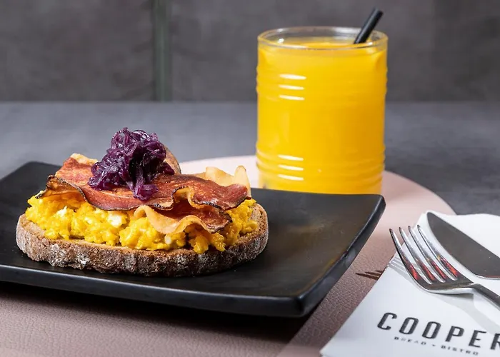 Cooper L Cooper Апартаменты Больцано