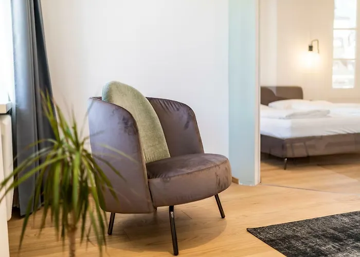 Cooper L Cooper Больцано