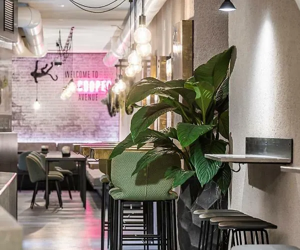 Cooper L Cooper * Bolzano