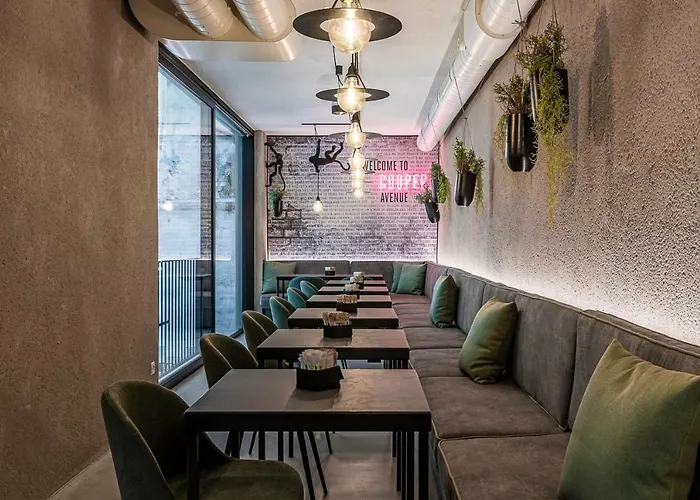 Cooper L Cooper Апартаменты